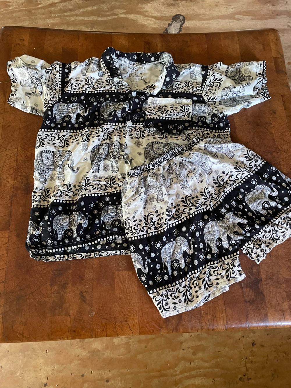 Boho Elephant Print Shorts Set in Black & White